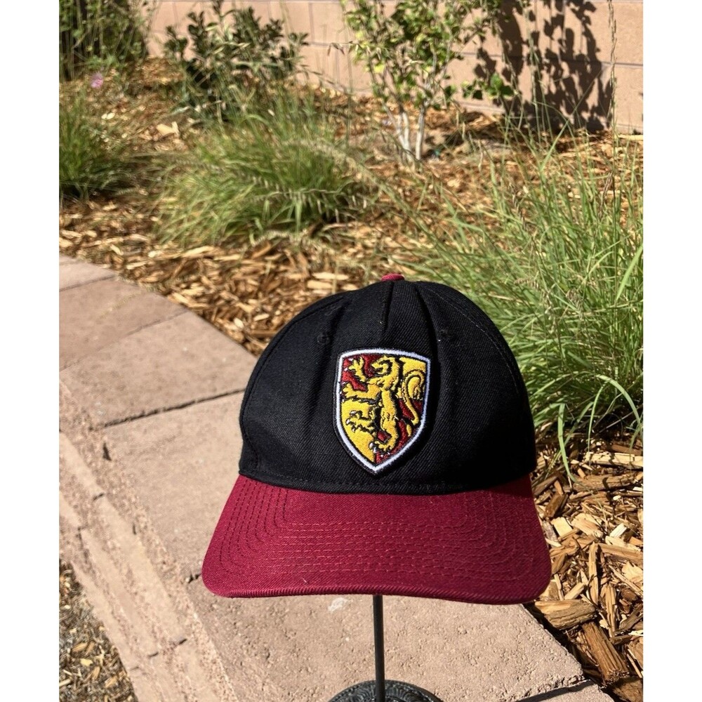 Harry Potter Gryffindor Snapback Hat Black Red Lion Crest Embroidered Hat Adult